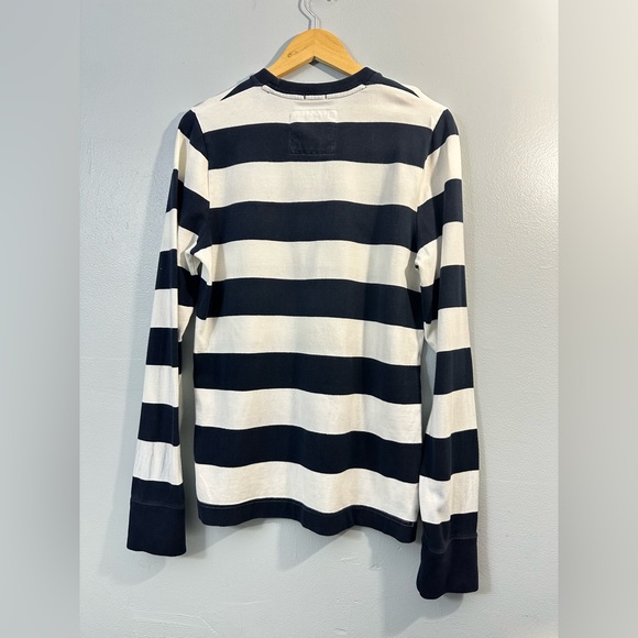 Abercrombie & Fitch Blue and White Long Sleeve Tee - Picture 2 of 8
